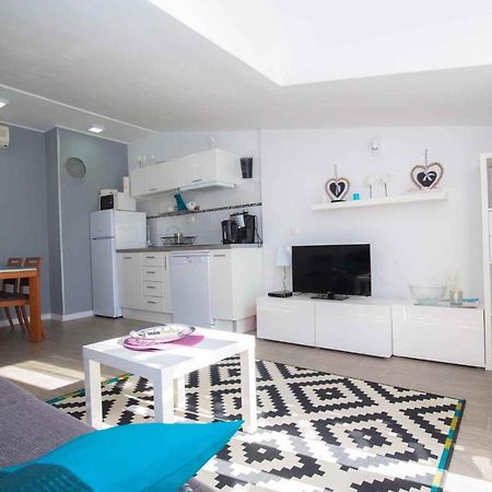 Apartments In Rogoznica 36019 ภายนอก รูปภาพ