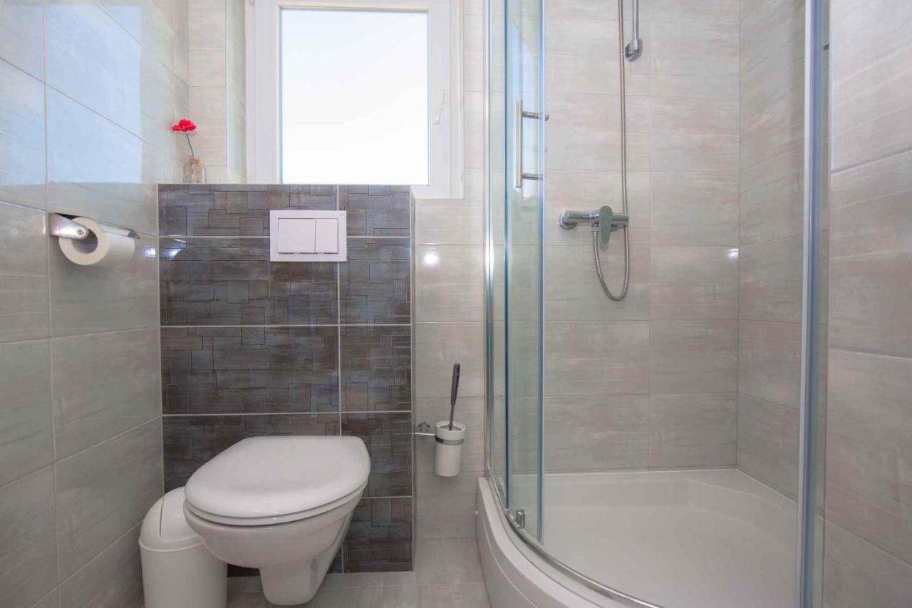 Apartments In Rogoznica 36019 ภายนอก รูปภาพ